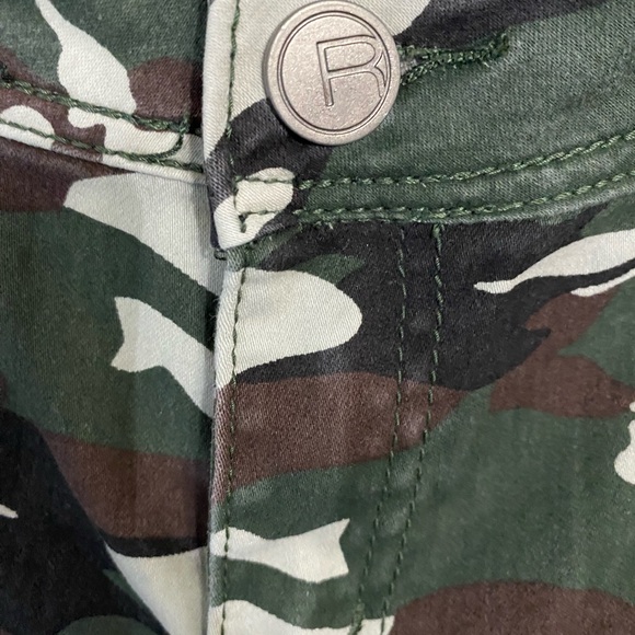 Rox  denim camouflage  pants size 11 - Picture 5 of 6